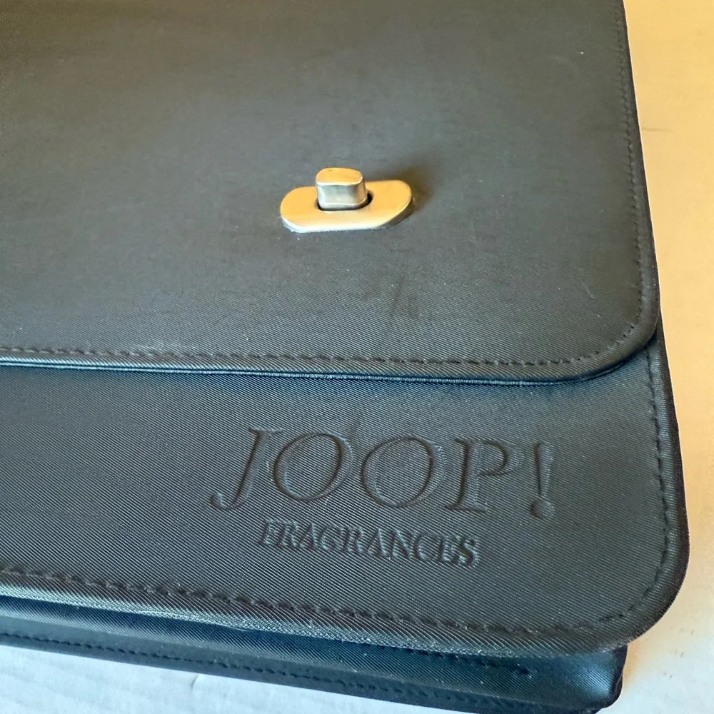 Briefcase